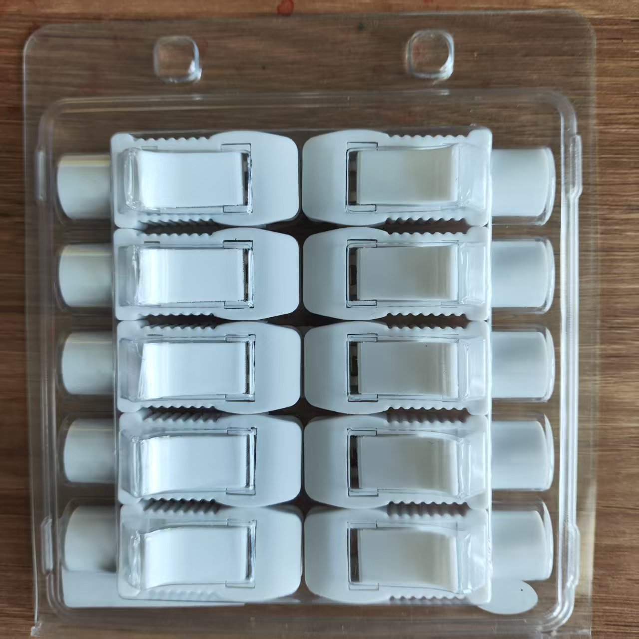 Ecg Patch Monitor - Konverter EKG Mengarah ke Klip Bantalan
