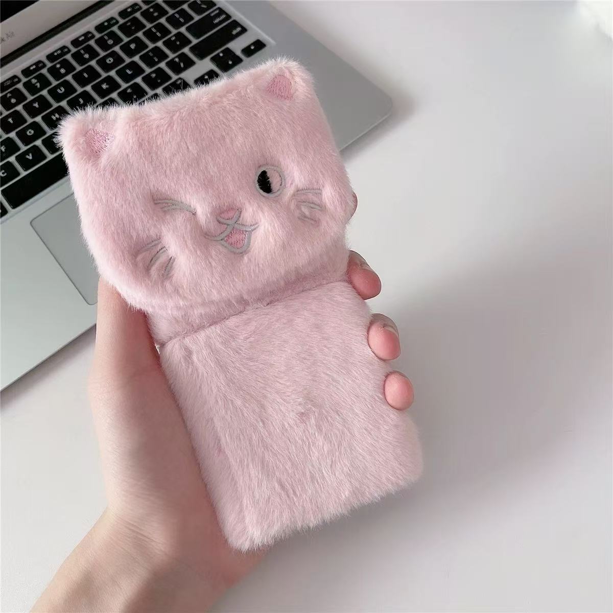 Casing Penyangga Ponsel Bulu H - Realme Note 50 ulasan dan harga